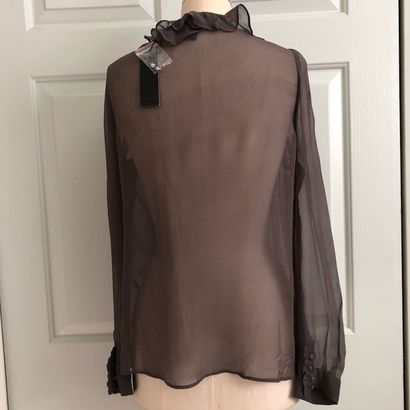 NWT Isabel Lu 💯 Silk Ruffle Sheer Covered Buttons Top Charcoal Size M - Picture 10 of 16
